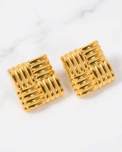 Aurora studs